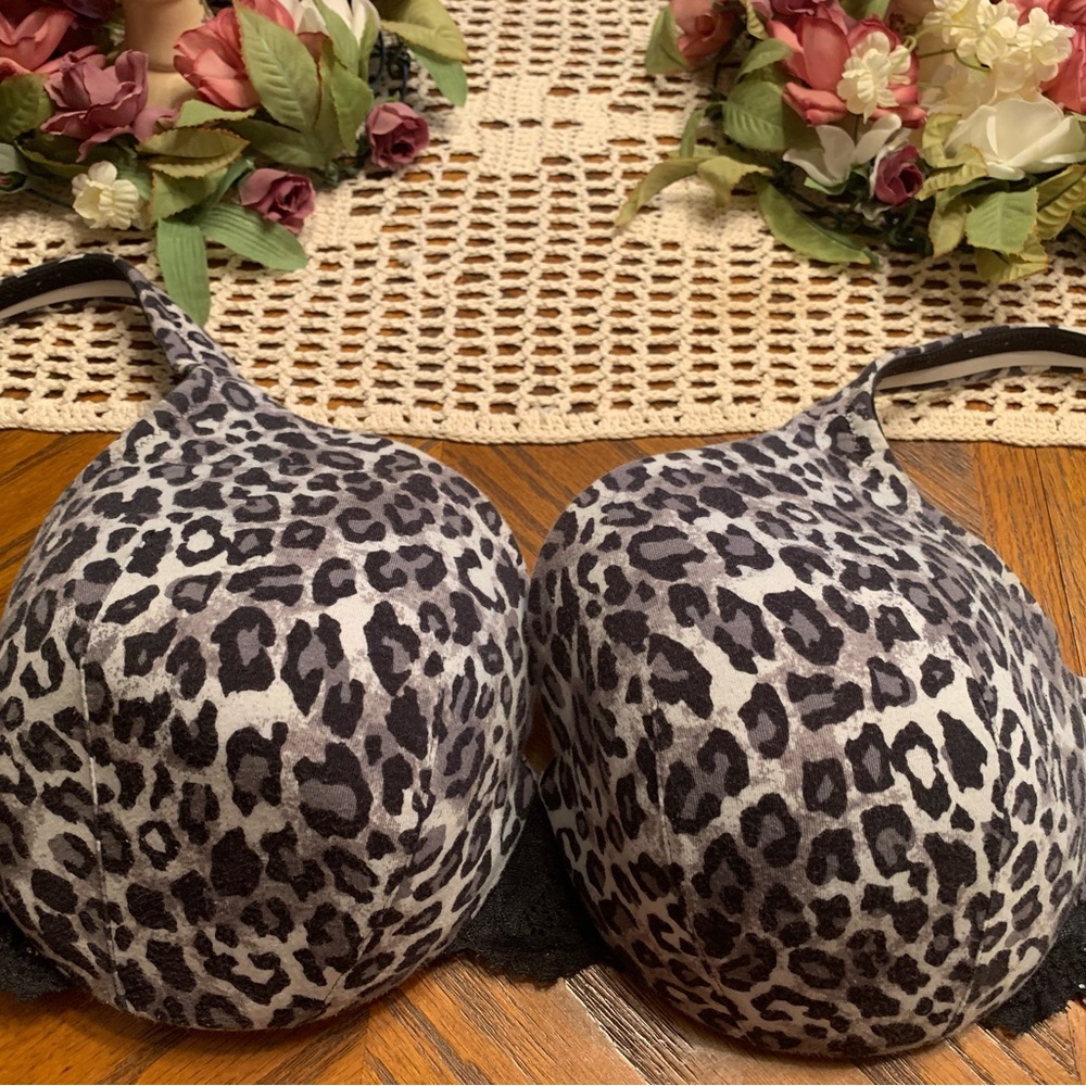Sexy Cacique 42C Bra